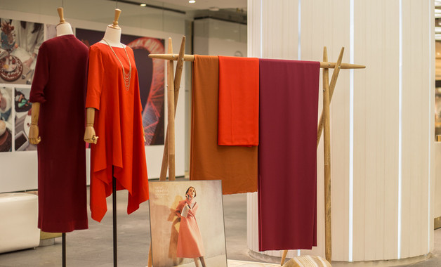 氯化亚铁溶液是什么颜色