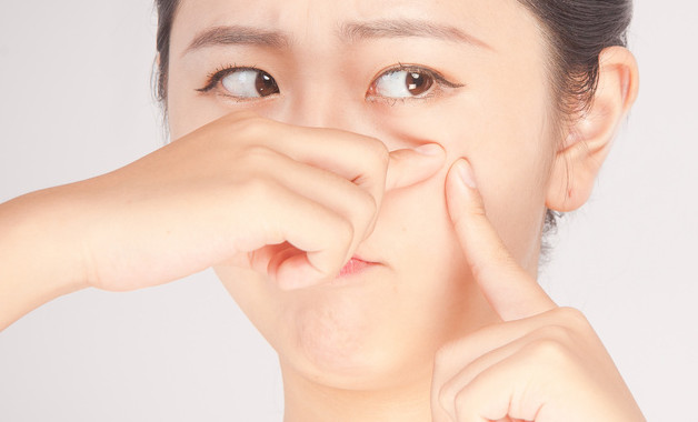 怎么给痘痘遮瑕